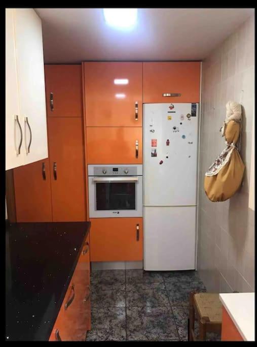 Mar Y Gibraltar: ¡Tu Refugio! La Linea de la Concepcion Exterior foto